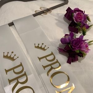 Like New Prom Sashes, Corsage, & Boutonniere Set